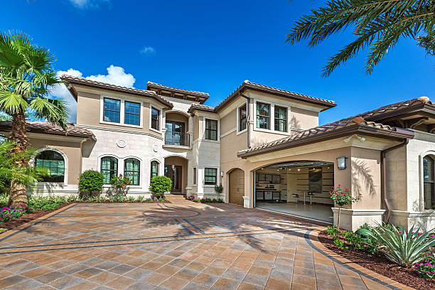 Best Driveway Pavers Near Me  in Lees Summit, MO